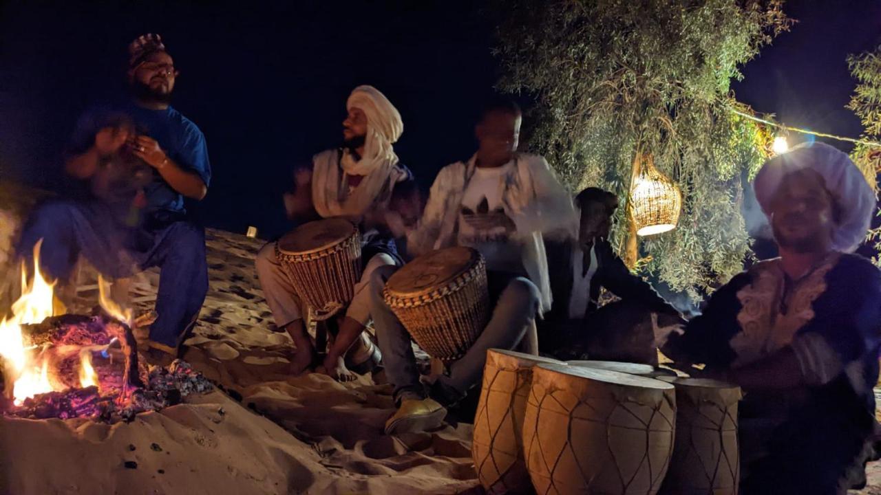 Отель Gambi Camp Adrouine Экстерьер фото